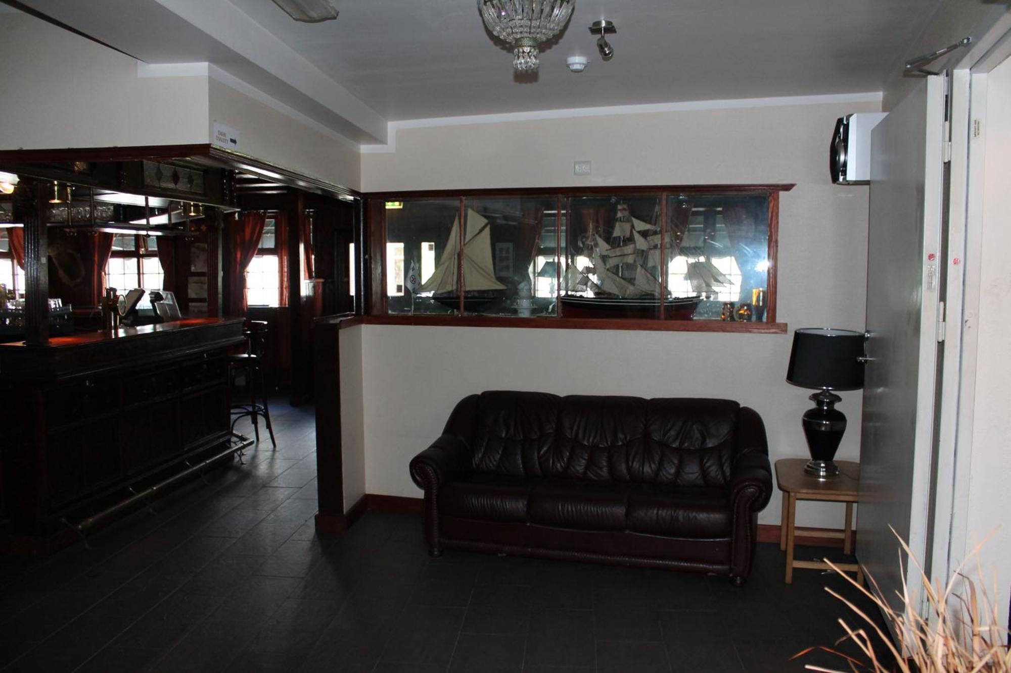 Klover Hotel Sauda Екстер'єр фото